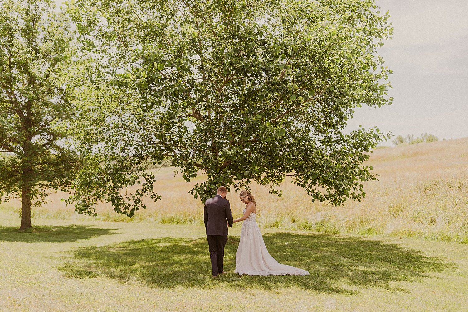 Mahoney-State-Park-Nebraska-wedding-photographer_0015.jpg