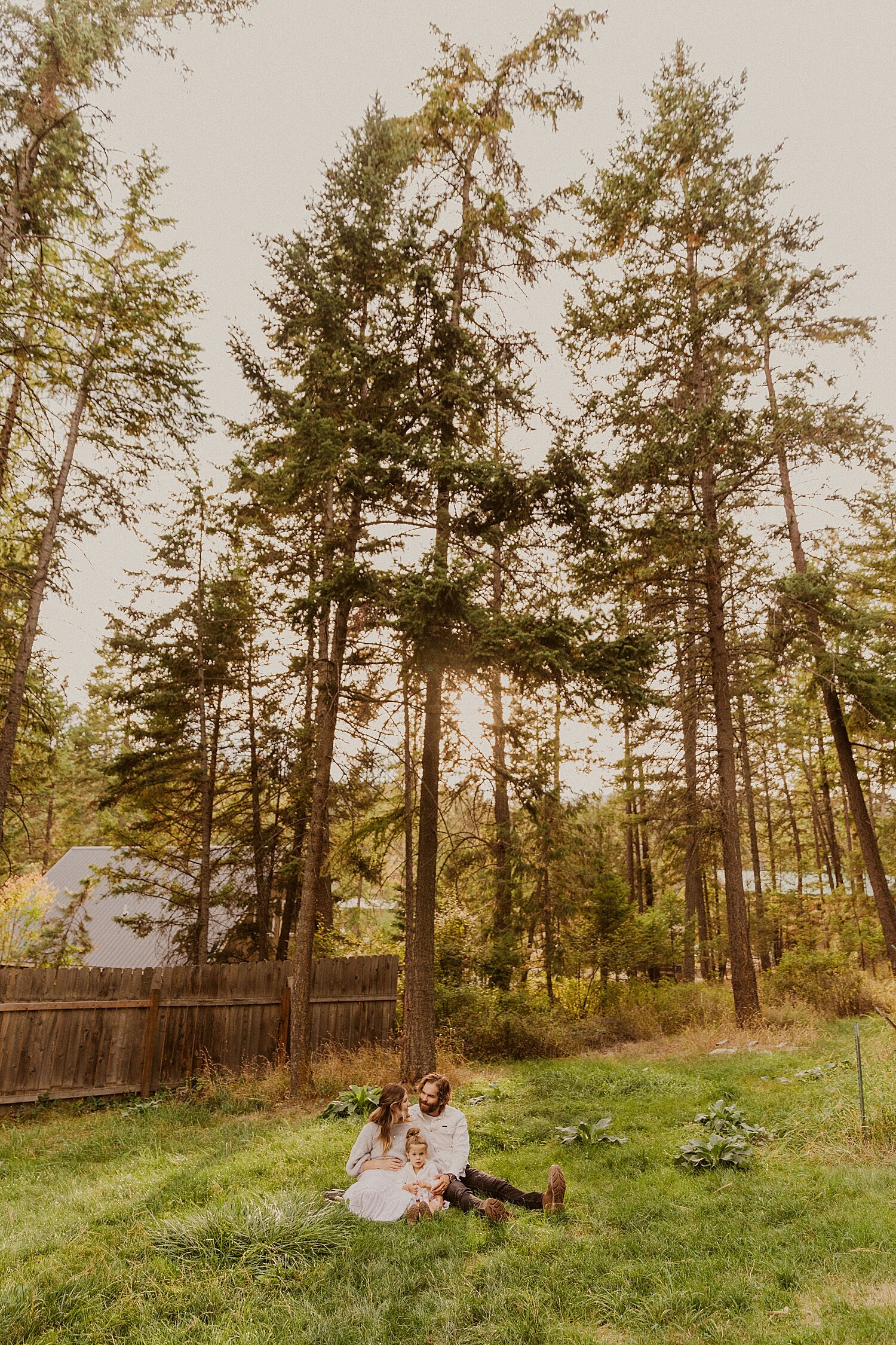 Kalispell-Montana-wedding-photographer-Glacier_0014.jpg