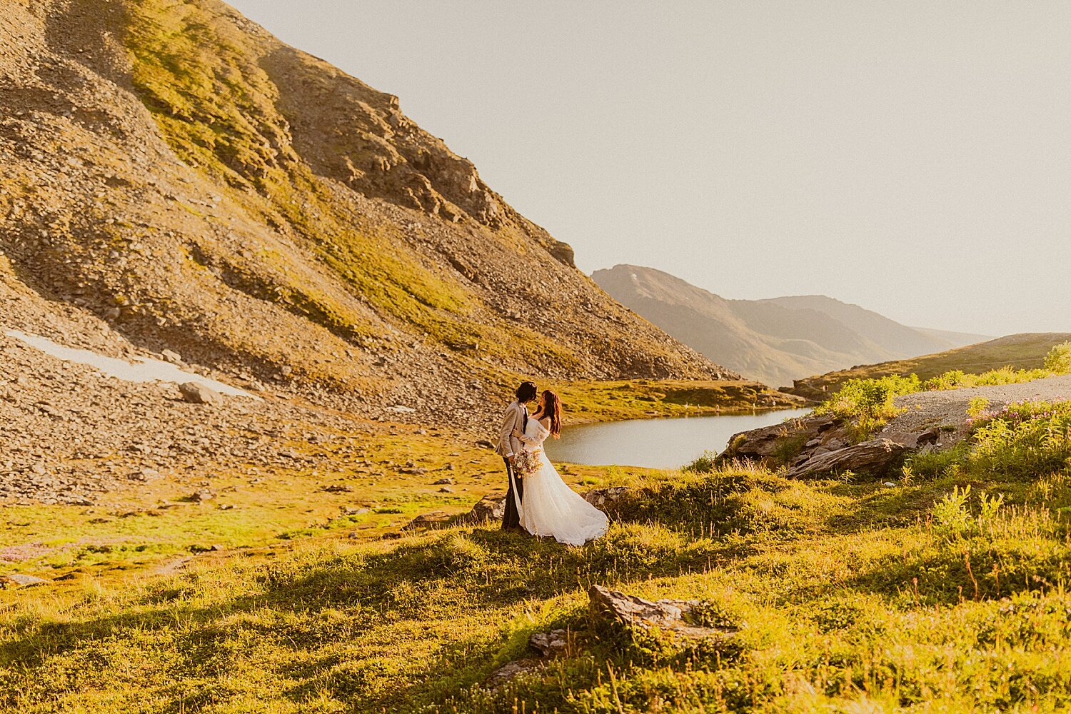 Hatcher-Pass-Alaska-wedding-photographer1.jpg