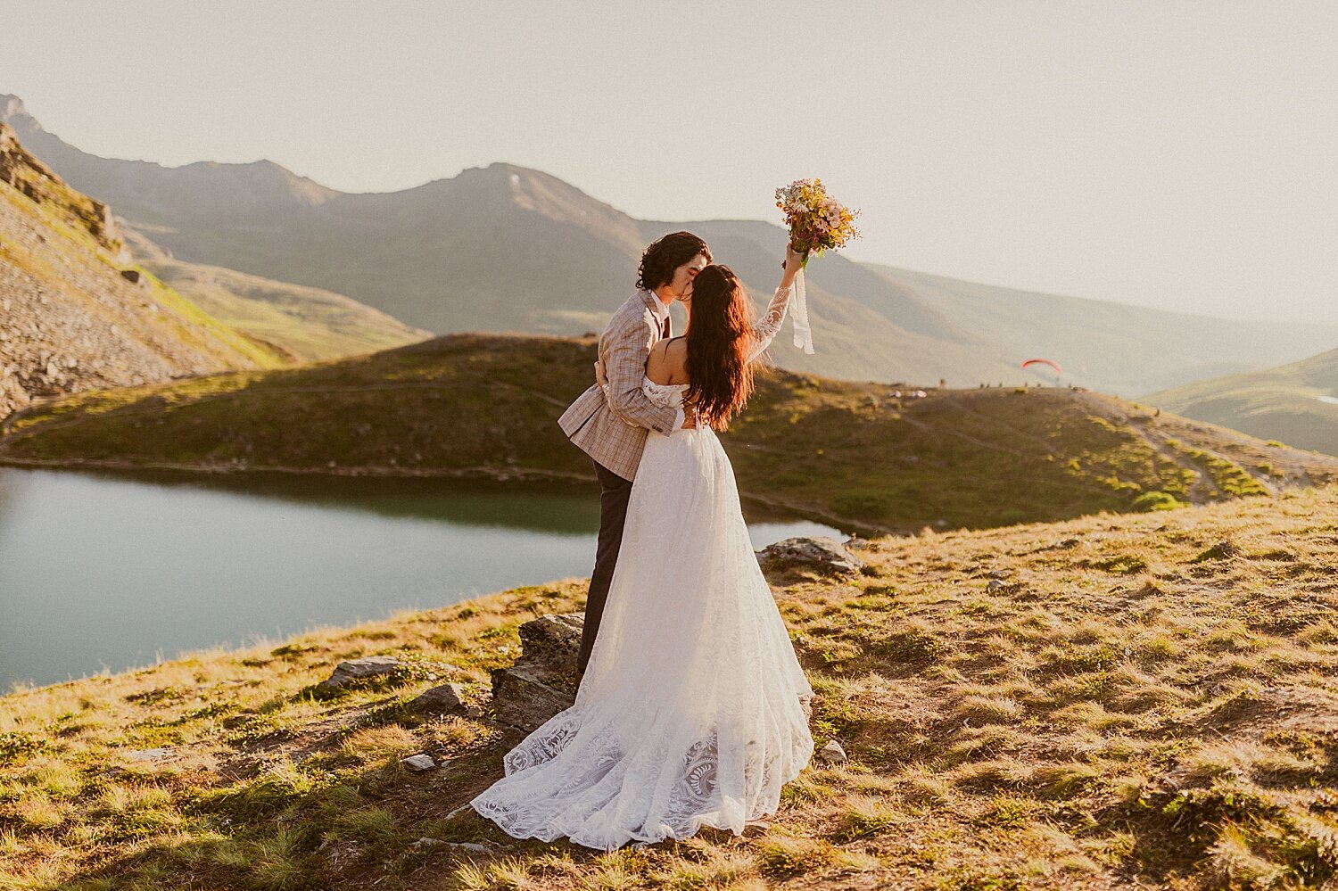 Hatcher-Pass-Alaska-wedding-photographer17.jpg