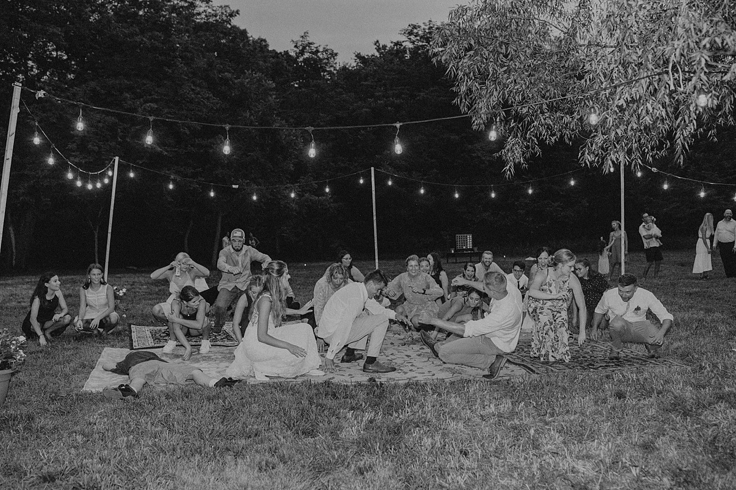 Omaha-Nebraska-backyard-diy-wedding_0046.jpg