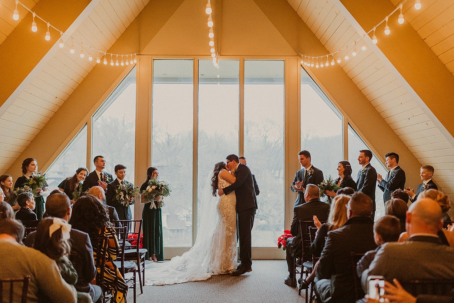 omaha-wedding-a-view-venues-fontenelle-hills_0026.jpg